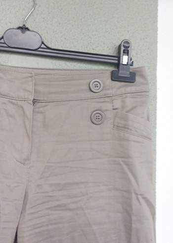 Düğmeli  gri Şort - Görsel 4