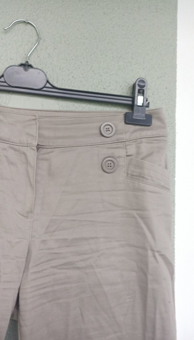 Düğmeli  gri Şort - Görsel 4