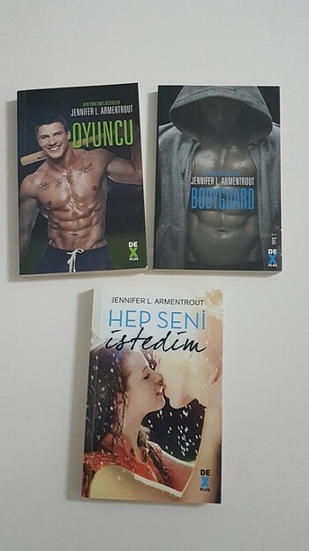 #jenniferlarmentrout kitaplari