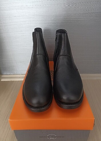 42 Beden Zara bot