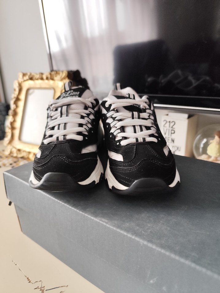 Skechers d lites orjinal ayakkabı - Görsel 4