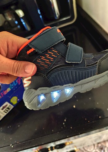 Skechers su geçirmez erkek çocuk bot - Görsel 7