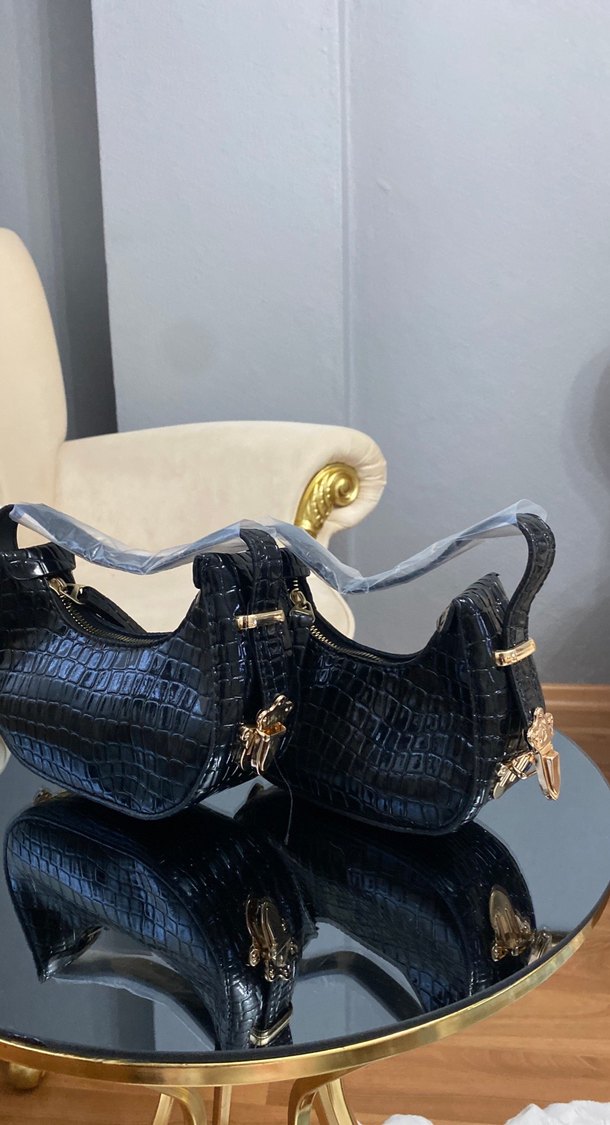Klasik Siyah Yılan Derisi Desenli Kadın Çantası - Görsel 3