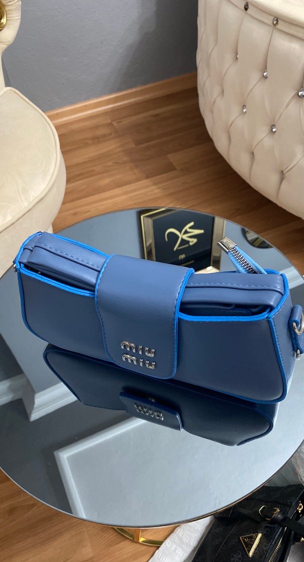 Miu Miu Mavi Deri Kadın Çanta - Görsel 3