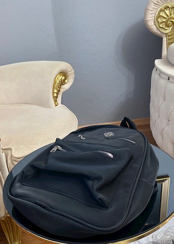 Kadın Siyah Deri Sırt Çantası - Görsel 2