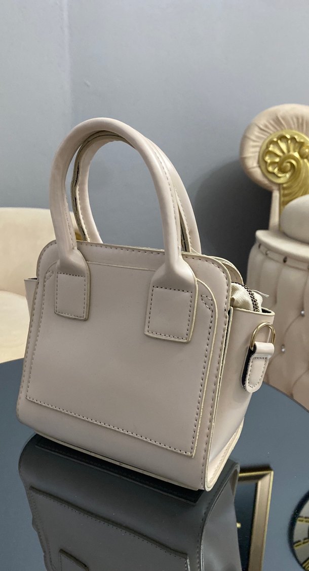 Bej Deri Kadın El Çantası - Görsel 2