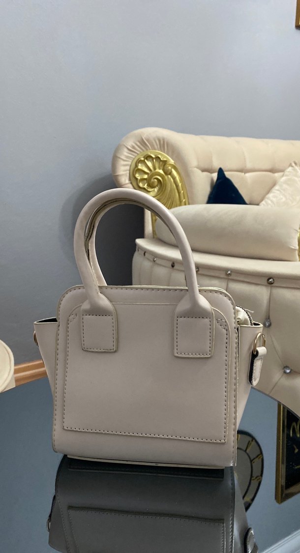 Bej Deri Kadın El Çantası - Görsel 4