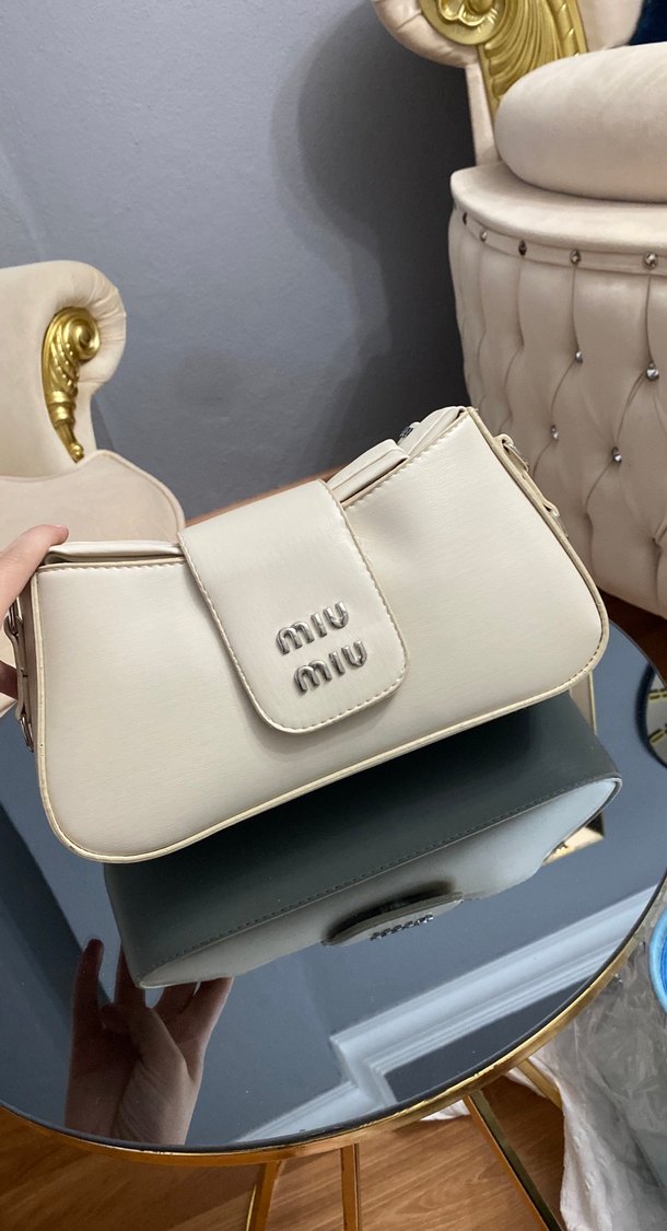 Beyaz Deri Kadın Omuz Çantası - Görsel 4