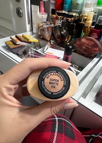 Revolution Revolution Luxury Banana Pudra 32 gr