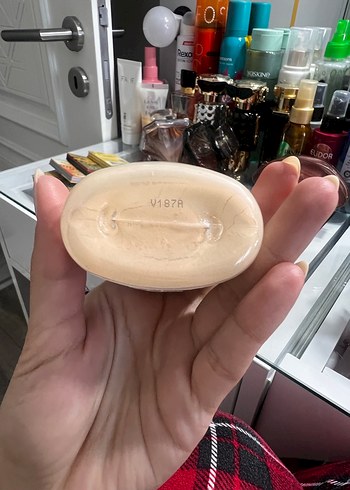 Beden Renk Revolution Luxury Banana Pudra 32 gr