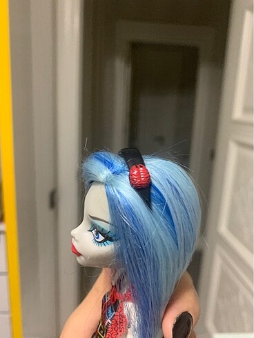 Monster hıgh Ghoulia Yelps