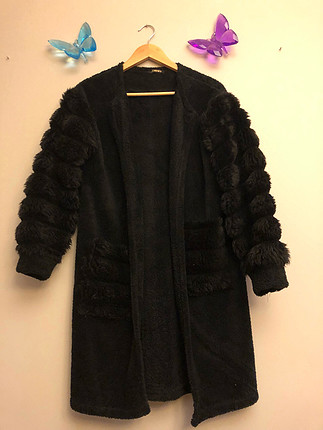 Siyah peluş