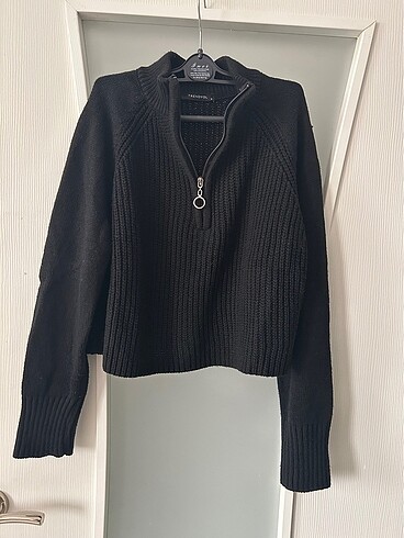 Trendyol & Milla Triko crop kazak