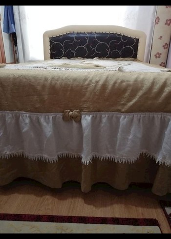 İşlemeli Beyaz Parlak Yatak Örtüsü - Görsel 6