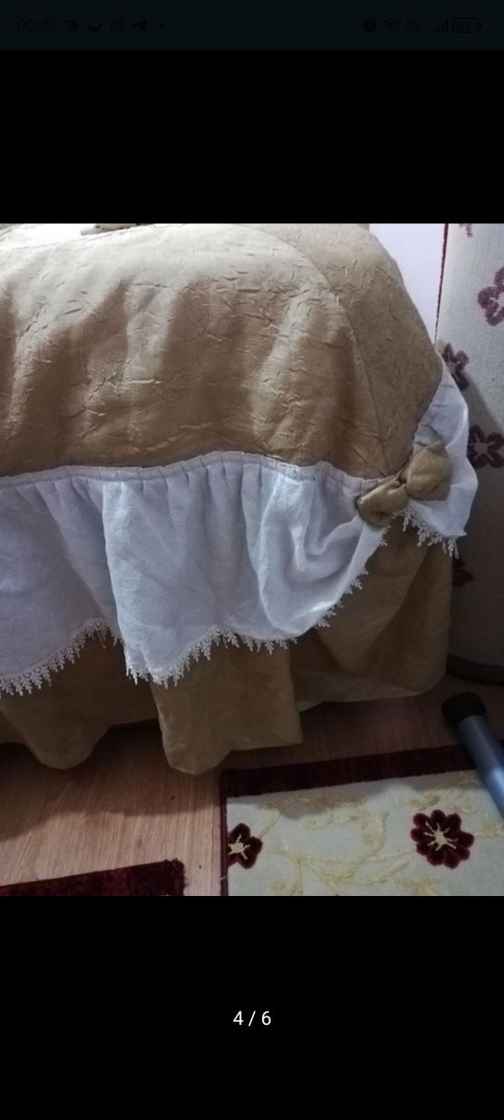 İşlemeli Beyaz Parlak Yatak Örtüsü - Görsel 5