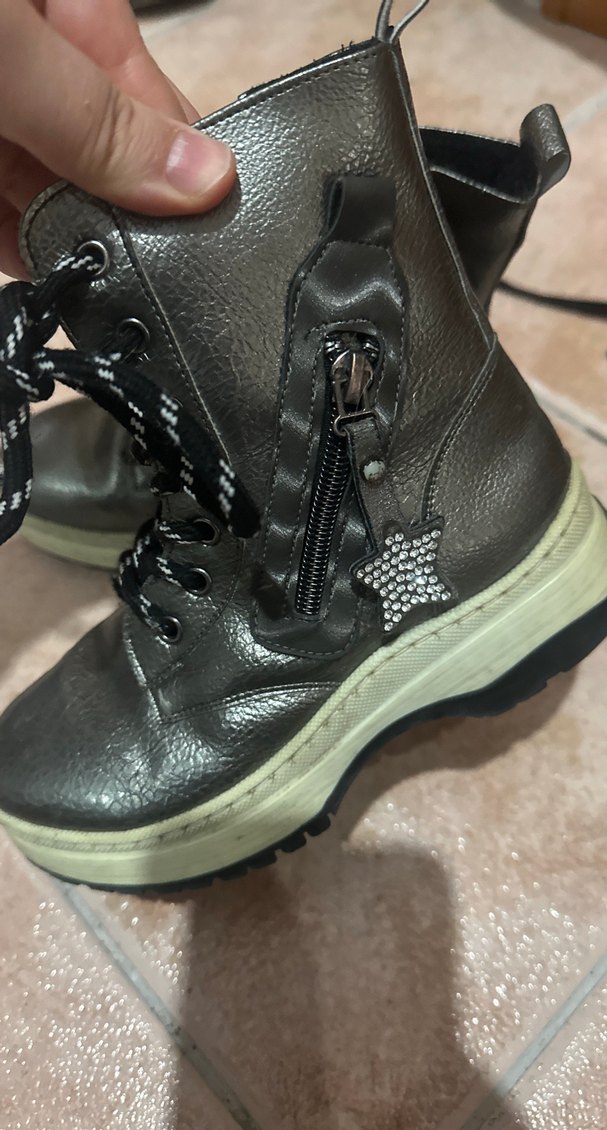 Kız Çocuk Gri Deri Yılan Desenli Bot - Görsel 2