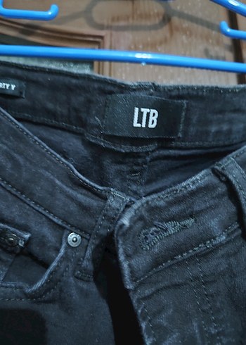 LTB Siyah Kemerli Kadın Denim Pantolon