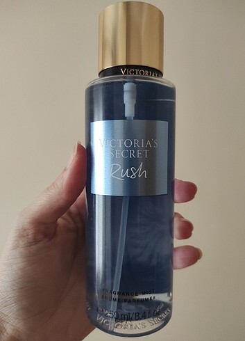 Victoria's secret Rush vücut spreyi
