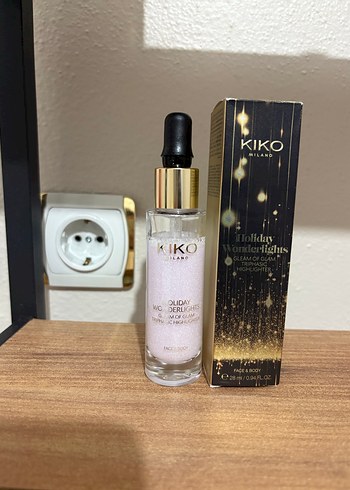 KIKO Holiday Wonderlights Altın Parlak Aydınlatıcı