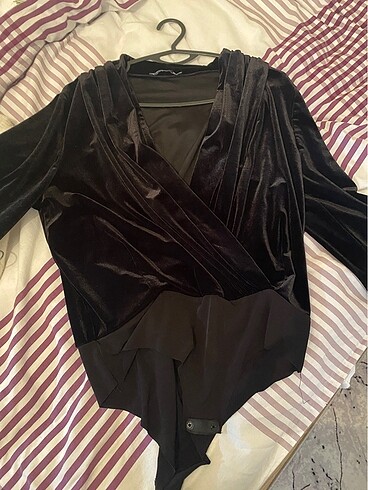 m Beden Kadife bodysuit
