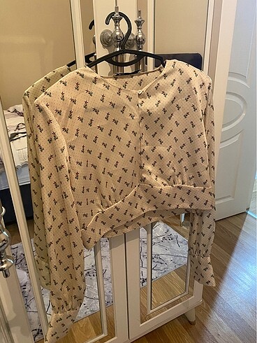 Zara saten bluz