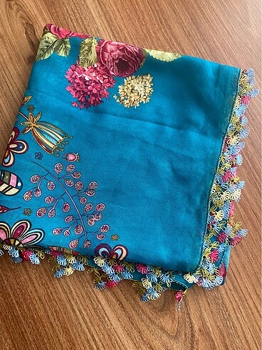Beden mavi Renk İğne oyası yazma