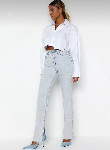 Trendyol & Milla Yırtmaç detaylı jean