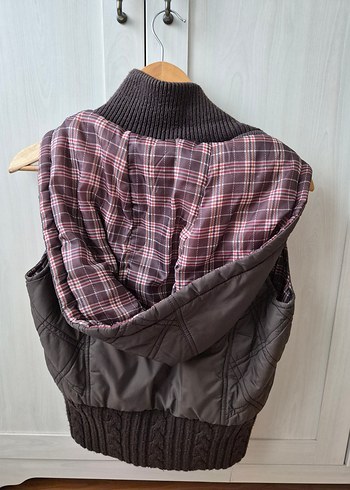 Düğmeli, Polo Yaka Kadın Kahverengi Yelek - Görsel 3