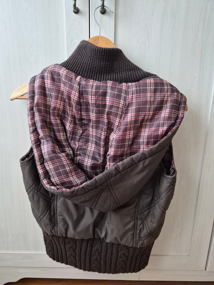 Düğmeli, Polo Yaka Kadın Kahverengi Yelek - Görsel 3