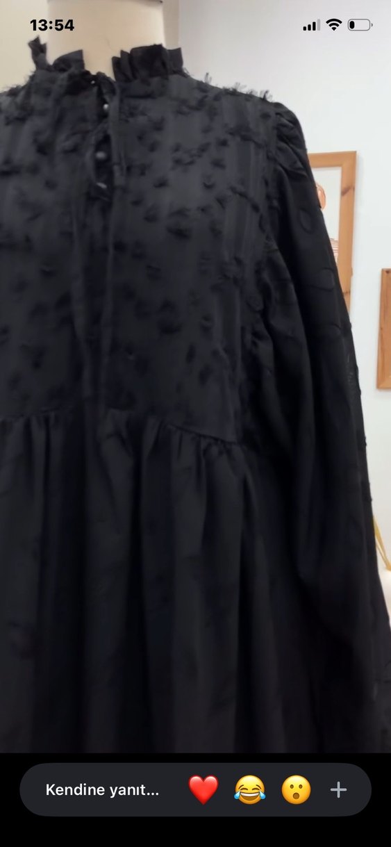 Uzun Siyah Nakışlı Gotik Elbise - Görsel 4