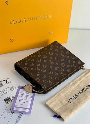 Louis Vuitton clutch