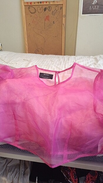 Crop pembe