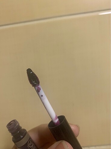 Avon avon likit power stay tint ruj