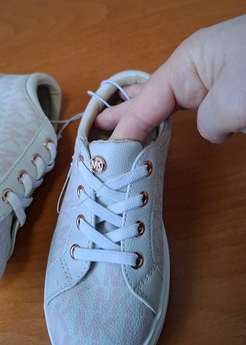 Michael Kors Kiz Çocuk Spor Ayakkabı 27 Numara - Görsel 10