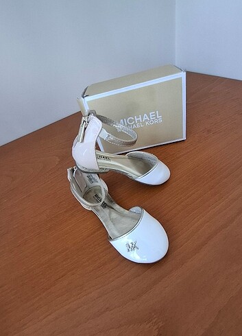 Michael Kors Babet 25 Numara Kız Çocuk 