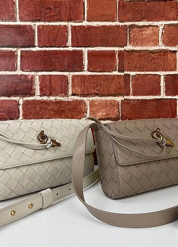  Beden çeşitli Renk Bottega çanta 
