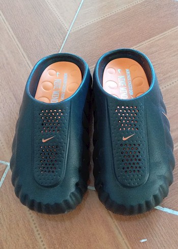 Crocs ürünü
