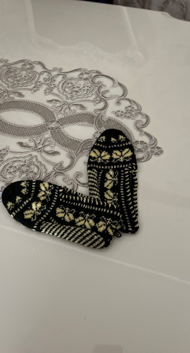 Siyah Desenli Örgü patik - Görsel 4