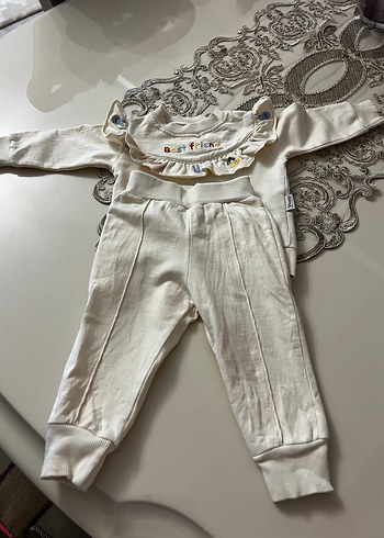 Nakışlı Fırfırlı Uzun Kollu Bebek Kız Takımı - Görsel 5