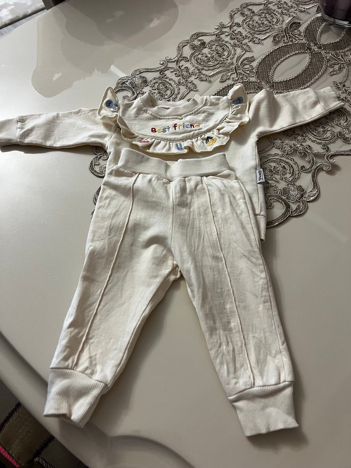 Nakışlı Fırfırlı Uzun Kollu Bebek Kız Takımı - Görsel 5