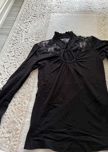 Siyah Dantelli Yüksek Yakalı Gotik Bluz - Görsel 5