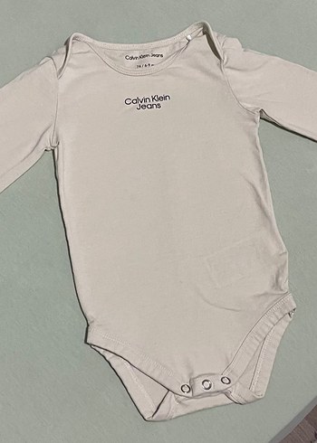 Calvin Klein Beyaz Uzun Kollu Bebek Body - Görsel 5