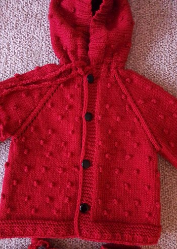 Kız Çocuk Kırmızı Kapüşonlu Örgü Hırka ve Patik - Görsel 2