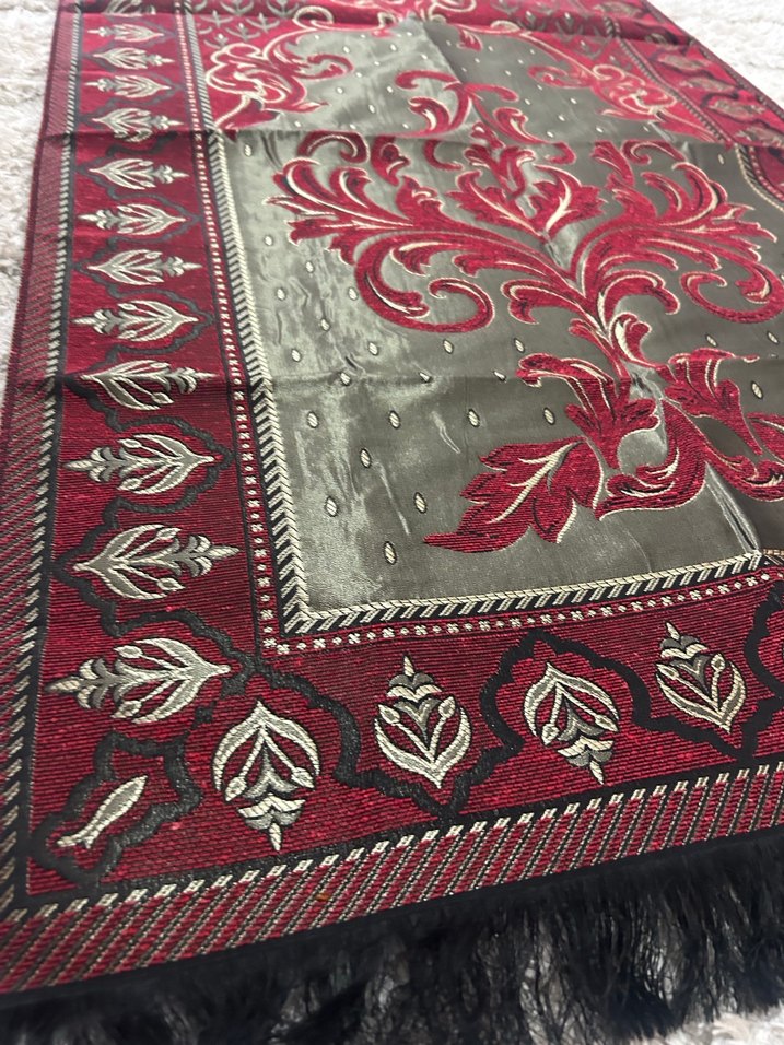 Bordo Nakışlı Klasik seccade - Görsel 3