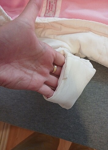 Kız bebek astronot - Görsel 4