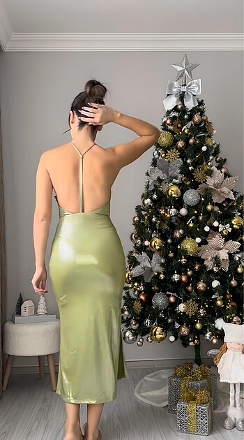 Zara Fıstık yeşili elbise