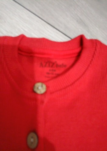 Kız Çocuk Kırmızı Düğmeli Sweatshirt - Görsel 2