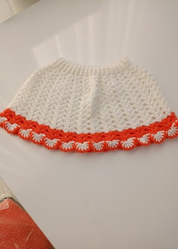 Kız Çocuk Beyaz Nakışlı Örgü Etek - Görsel 3