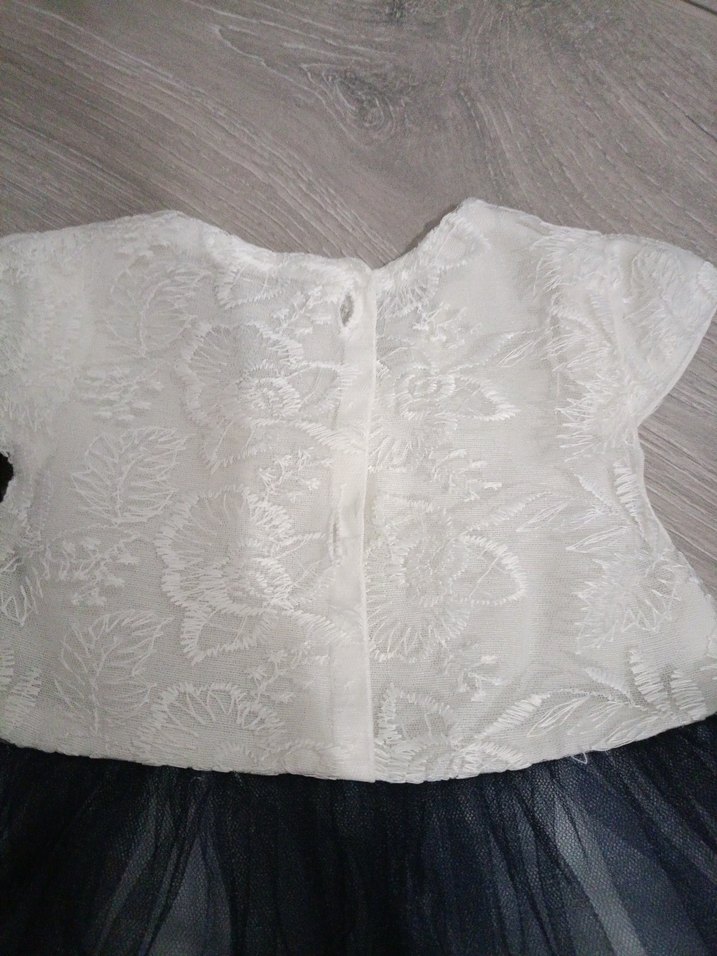 Kız Çocuk Beyaz Nakışlı Tül Elbise - Görsel 3