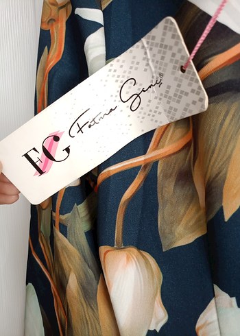 Piliseli Çok Renkli Kadın İpek elbise - Görsel 6